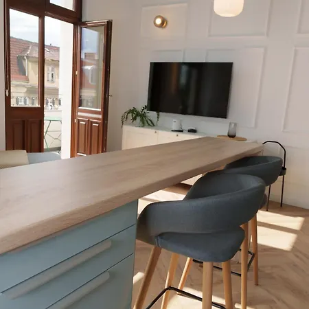 Apartament Józefa Chełmońskiego *